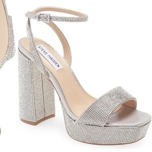 NWOT Steve Madden lessa heels size 8.5